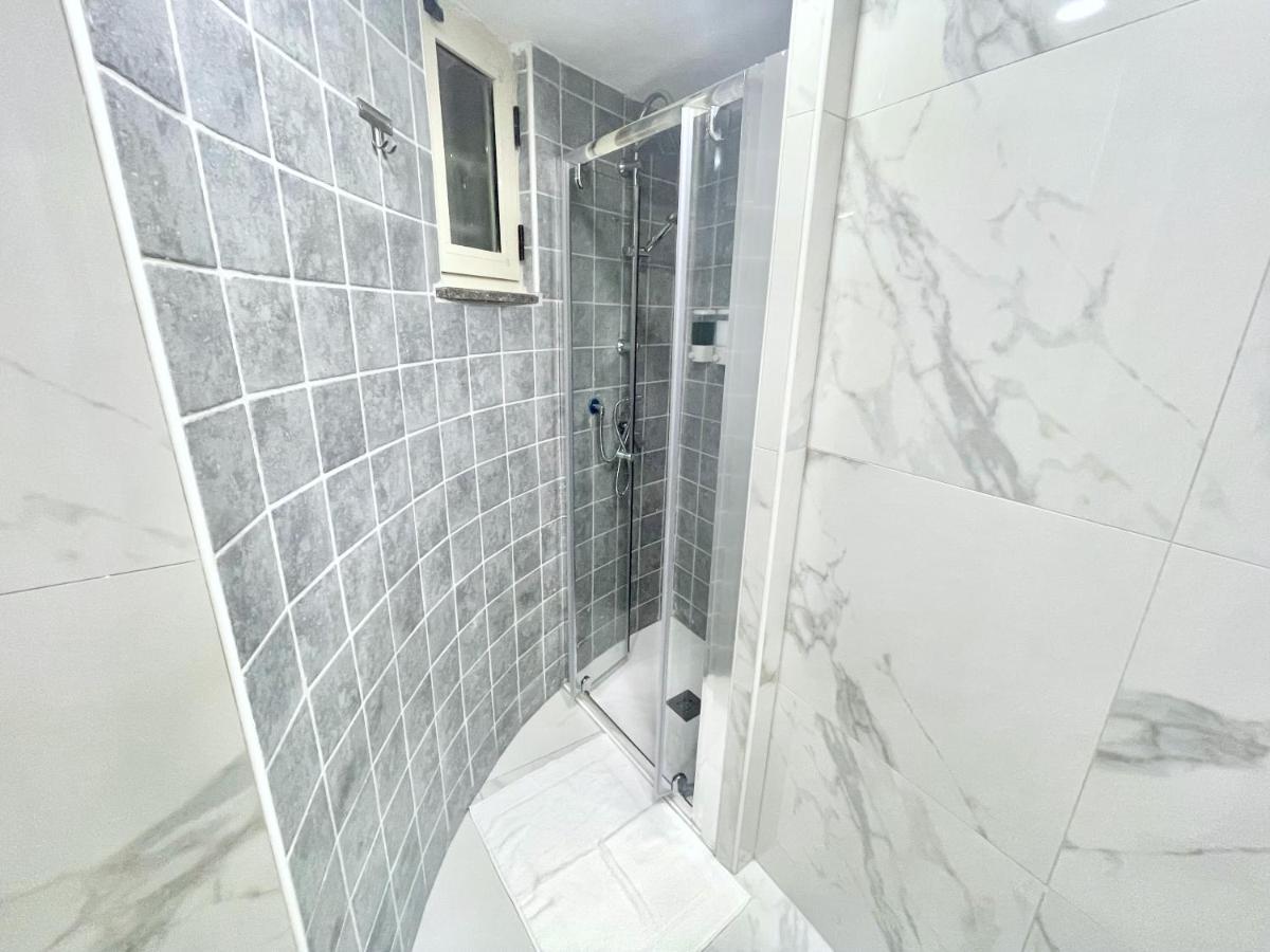 House Relax Apartment Centro Di Napoli Exterior photo